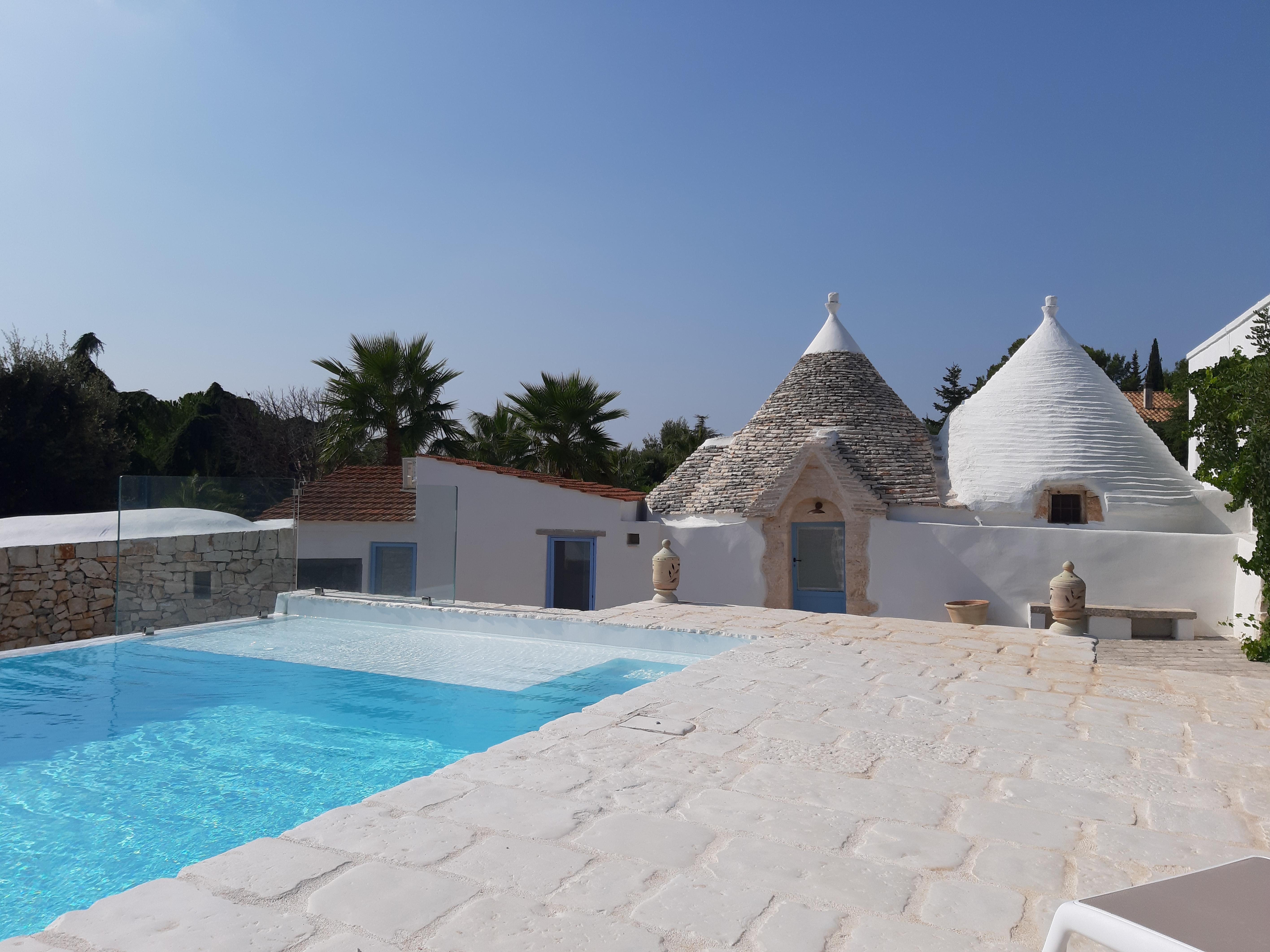 לינה וארוחת בוקר פוטיניאנו Trulli Terra Magica מראה חיצוני תמונה