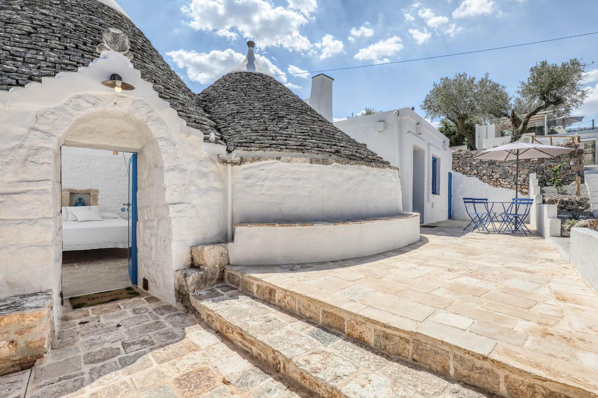 לינה וארוחת בוקר פוטיניאנו Trulli Terra Magica מראה חיצוני תמונה