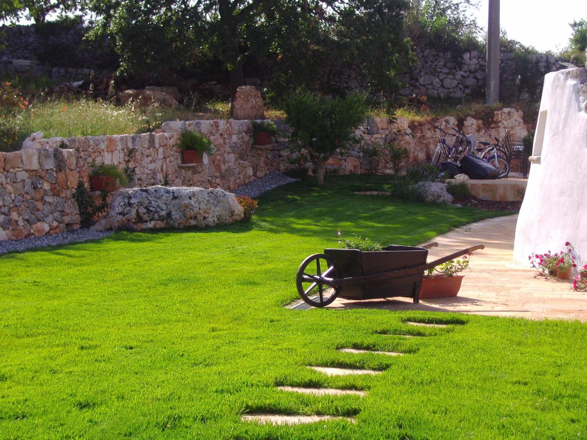 לינה וארוחת בוקר פוטיניאנו Trulli Terra Magica מראה חיצוני תמונה