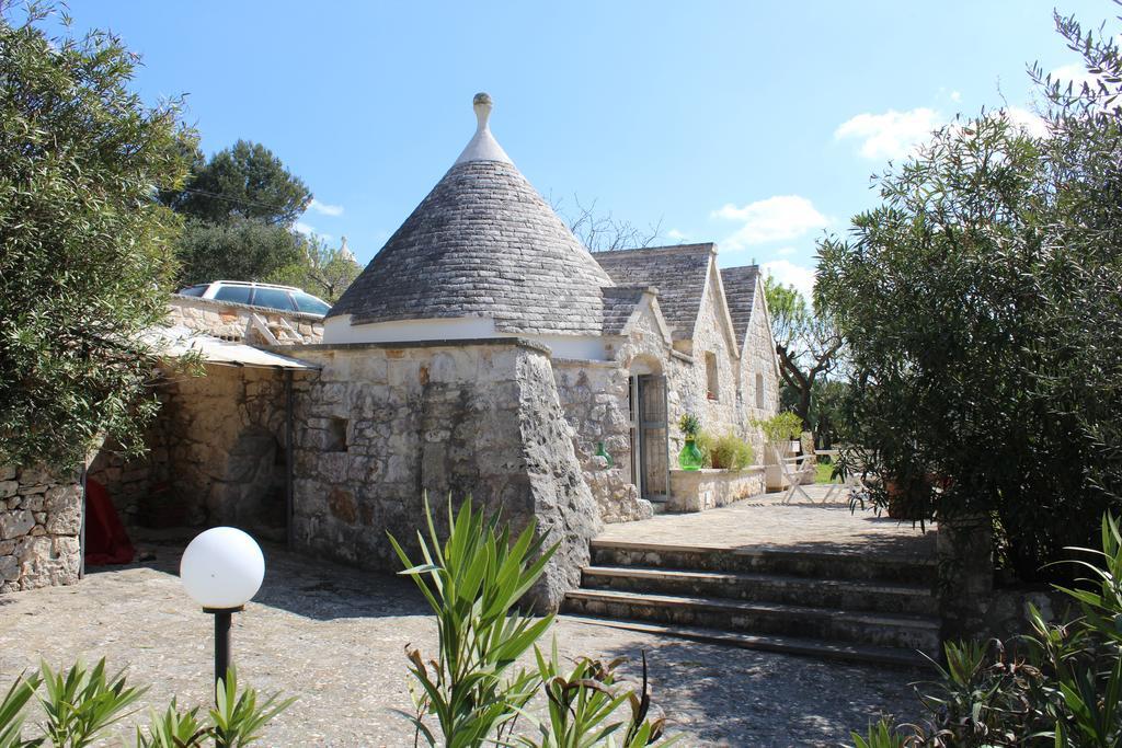 לינה וארוחת בוקר פוטיניאנו Trulli Terra Magica מראה חיצוני תמונה