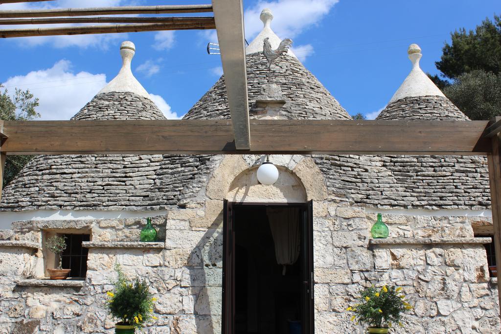 לינה וארוחת בוקר פוטיניאנו Trulli Terra Magica מראה חיצוני תמונה
